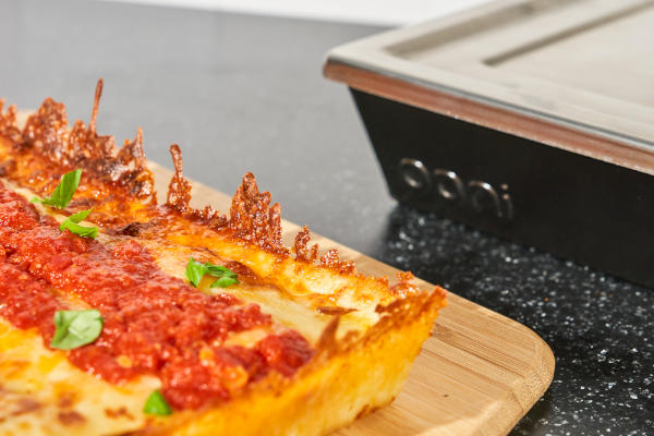 Forma do pieczenia pizzy w stylu Detroit Ooni 9.8x6.6 UU-P19600